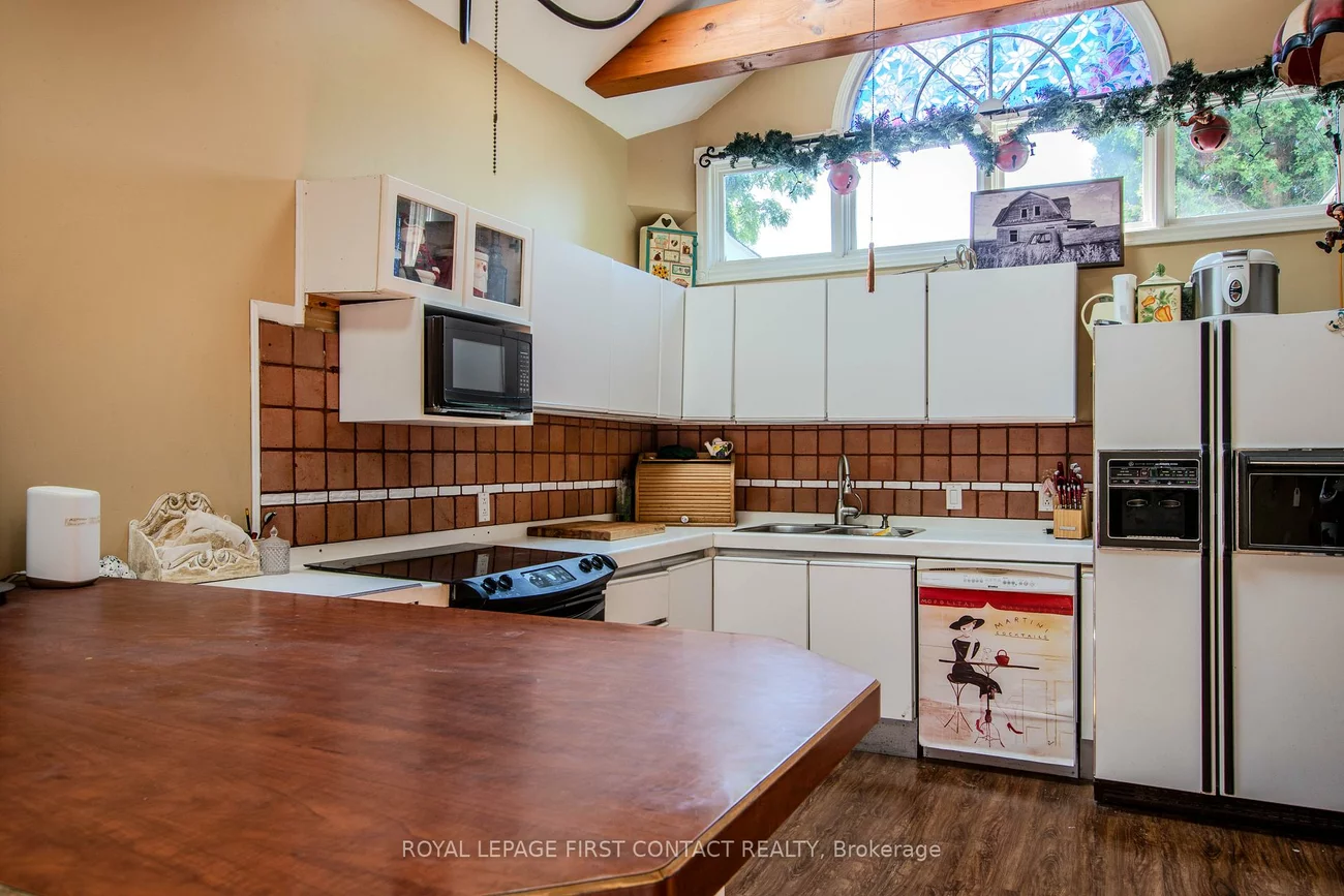 220, Barrie, Bradford, Bradford West Gwillimbury