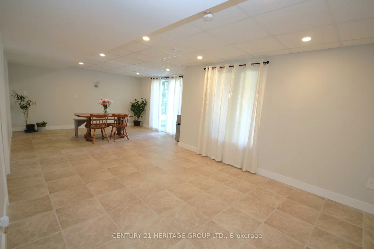 306, Simcoe, Bradford, Bradford West Gwillimbury