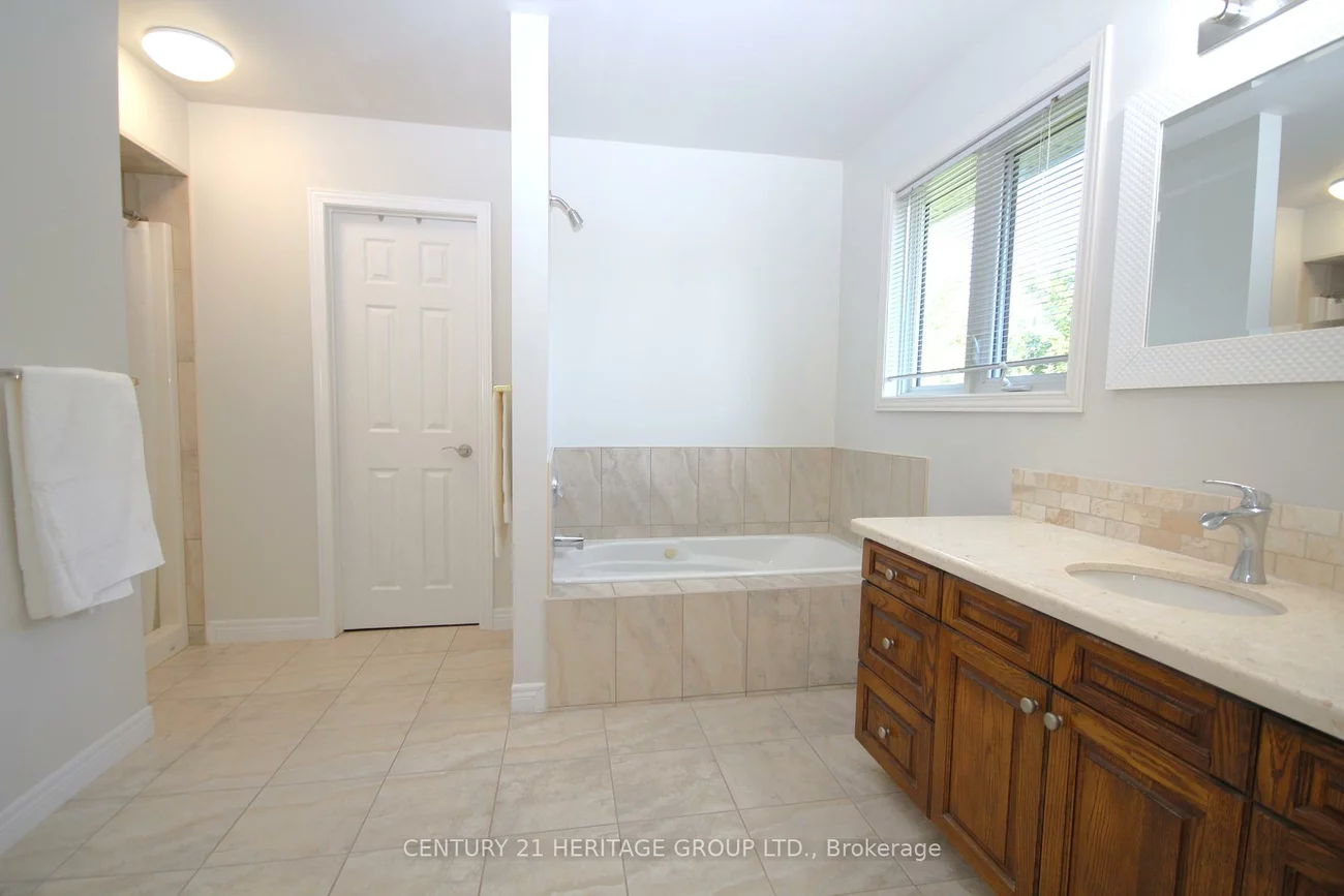 306, Simcoe, Bradford, Bradford West Gwillimbury