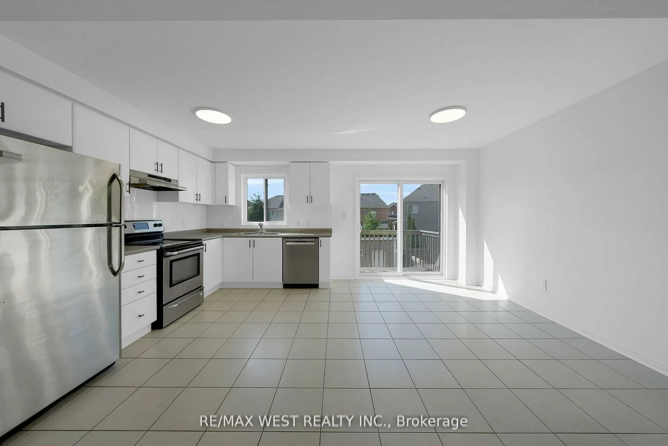 230, Orr, Bradford, Bradford West Gwillimbury