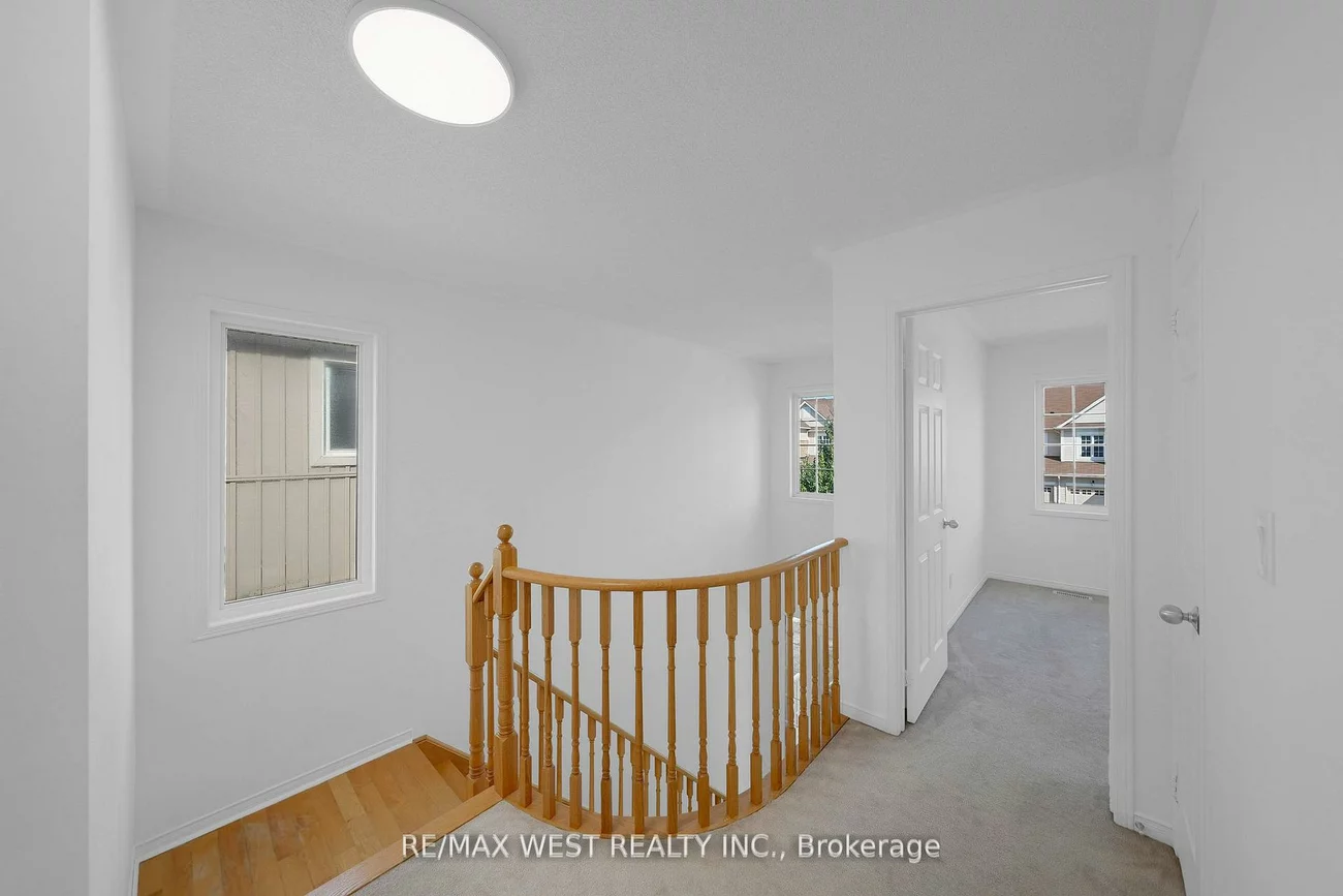 230, Orr, Bradford, Bradford West Gwillimbury
