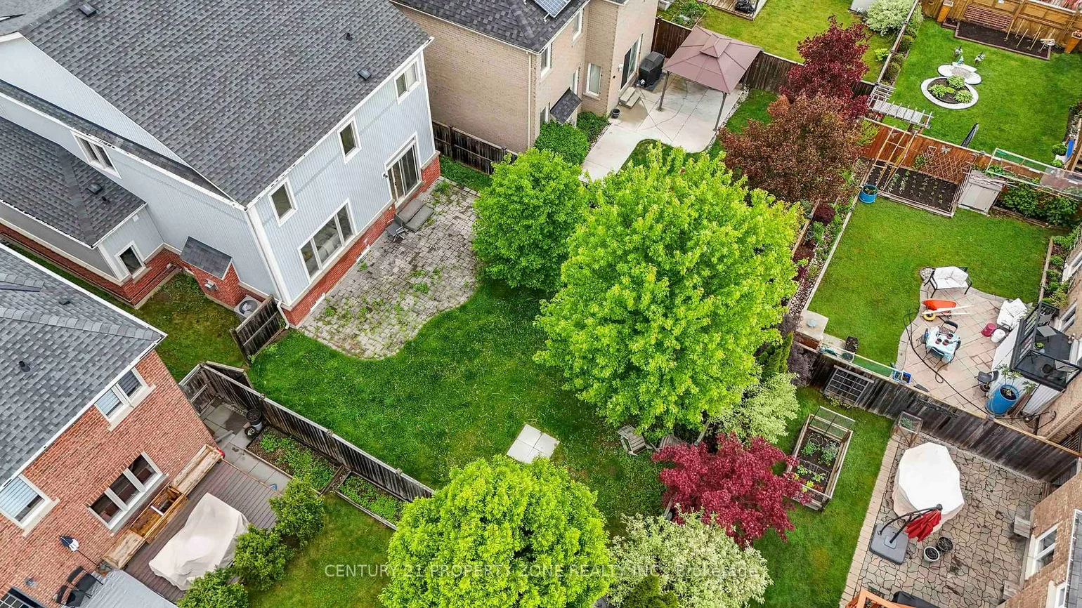 9, Booth, Bradford, Bradford West Gwillimbury