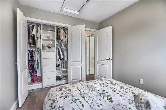 52, Luissa, Bradford, Bradford West Gwillimbury
