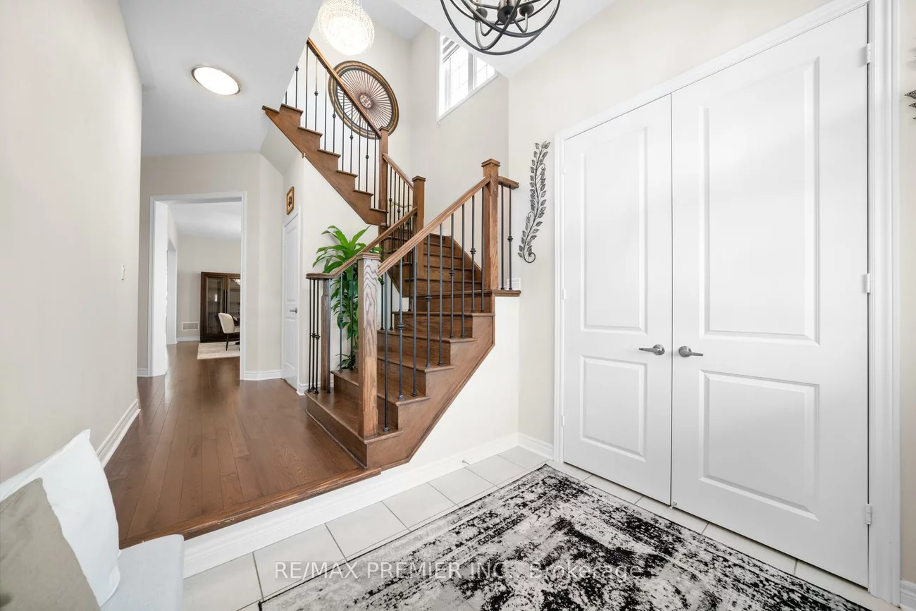 68, Inverness, Bradford, Bradford West Gwillimbury