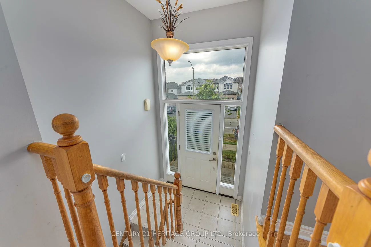 55, Breeze, Bradford, Bradford West Gwillimbury