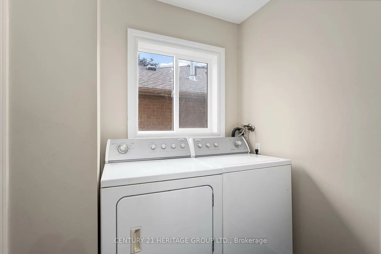 214, Melbourne, Bradford, Bradford West Gwillimbury