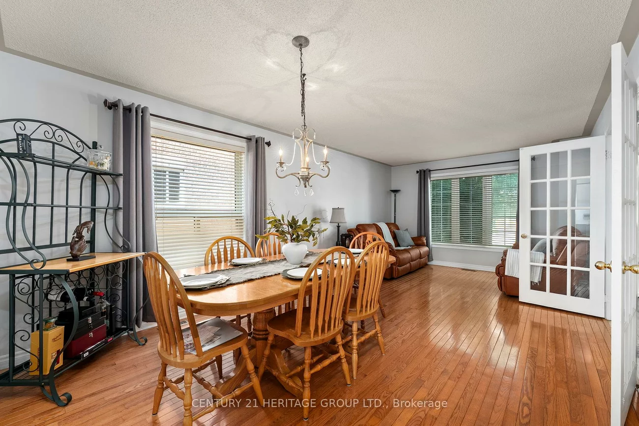 214, Melbourne, Bradford, Bradford West Gwillimbury