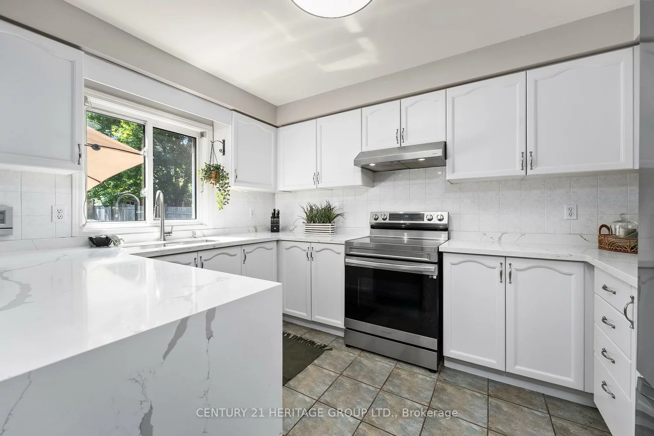 214, Melbourne, Bradford, Bradford West Gwillimbury