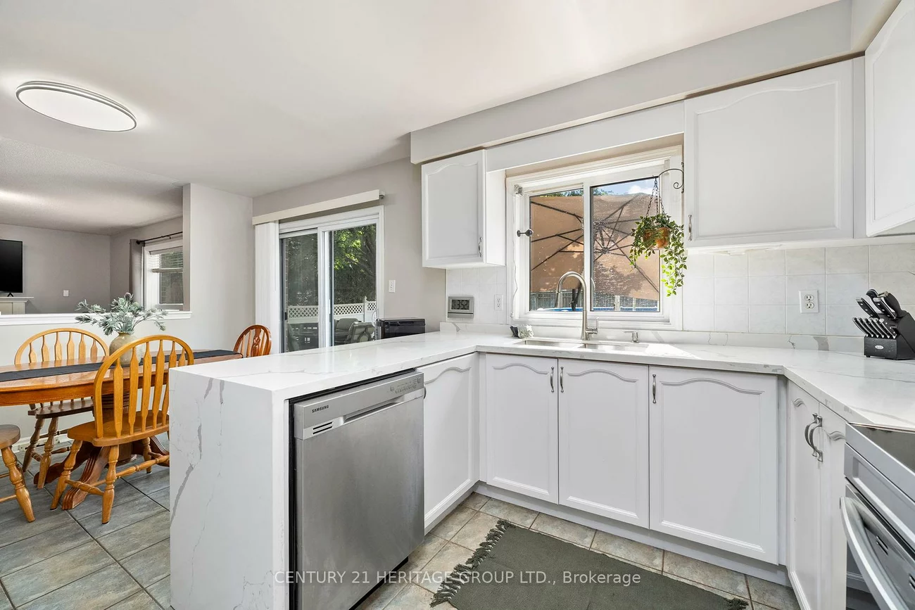 214, Melbourne, Bradford, Bradford West Gwillimbury