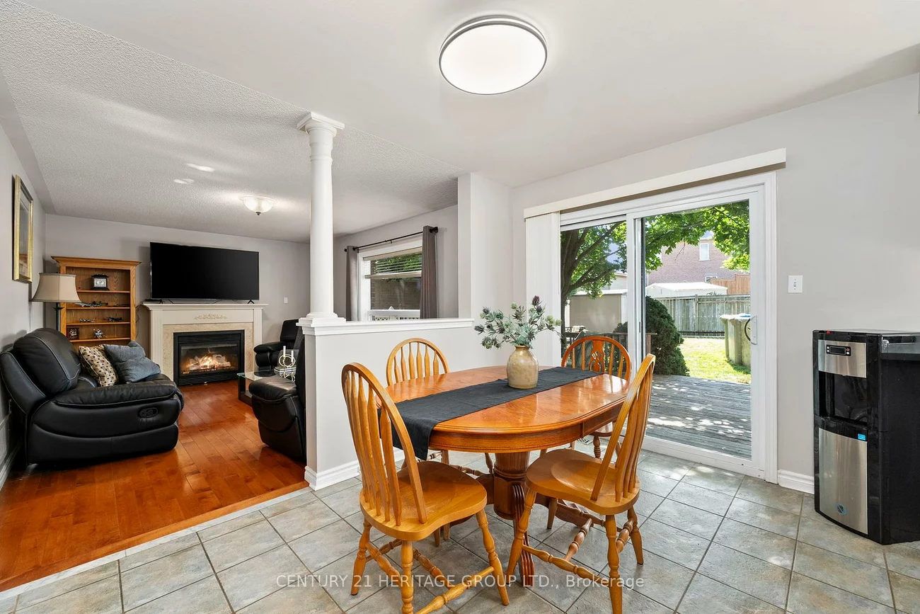 214, Melbourne, Bradford, Bradford West Gwillimbury