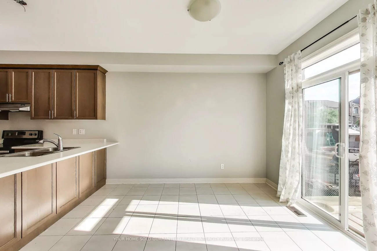 64, Barrow, Bradford, Bradford West Gwillimbury