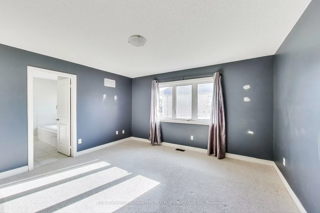 64, Barrow, Bradford, Bradford West Gwillimbury
