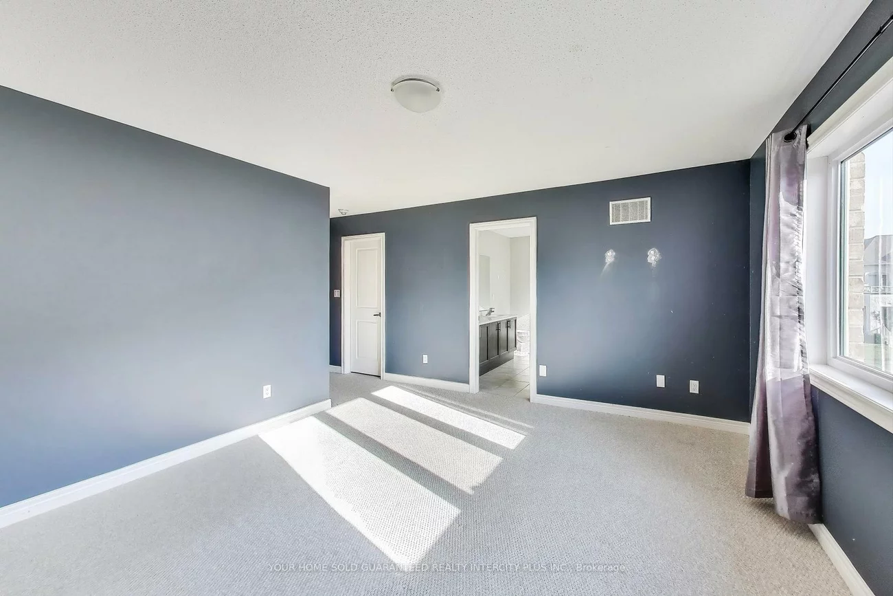 64, Barrow, Bradford, Bradford West Gwillimbury