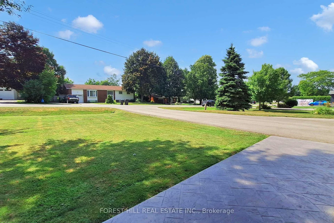 21, Lallien, Bond Head, Bradford West Gwillimbury