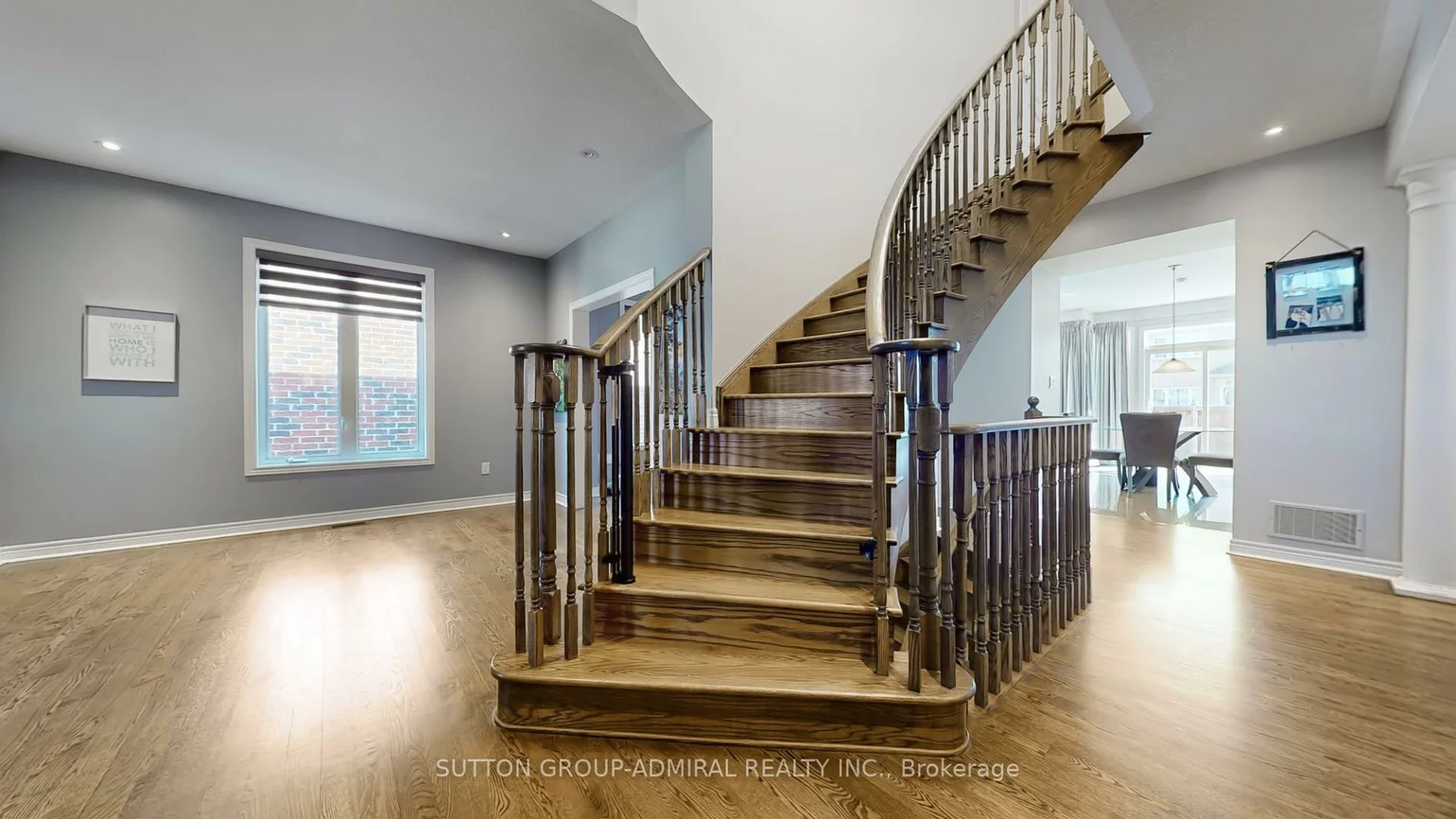 108, Stewart, Bradford, Bradford West Gwillimbury