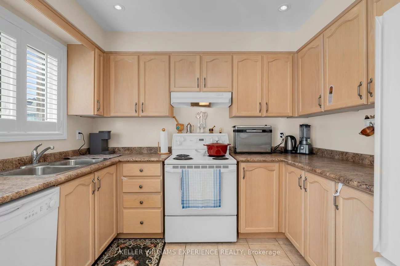 503, Simcoe, Bradford, Bradford West Gwillimbury