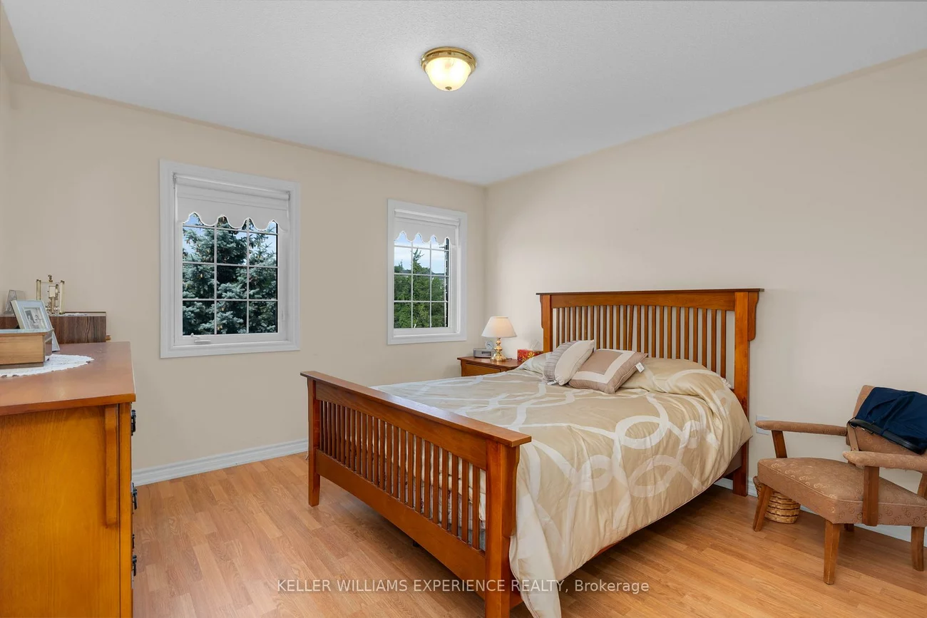503, Simcoe, Bradford, Bradford West Gwillimbury