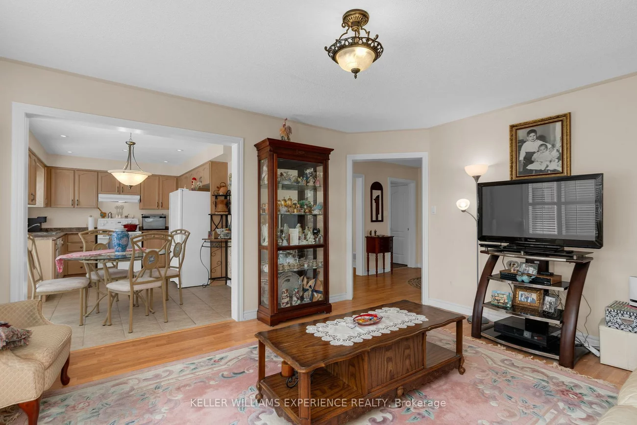 503, Simcoe, Bradford, Bradford West Gwillimbury