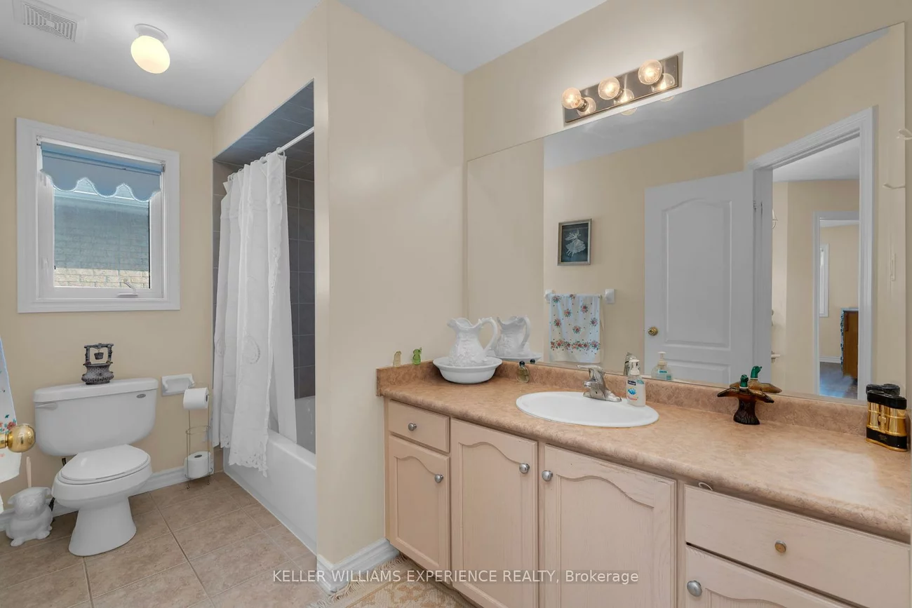 503, Simcoe, Bradford, Bradford West Gwillimbury