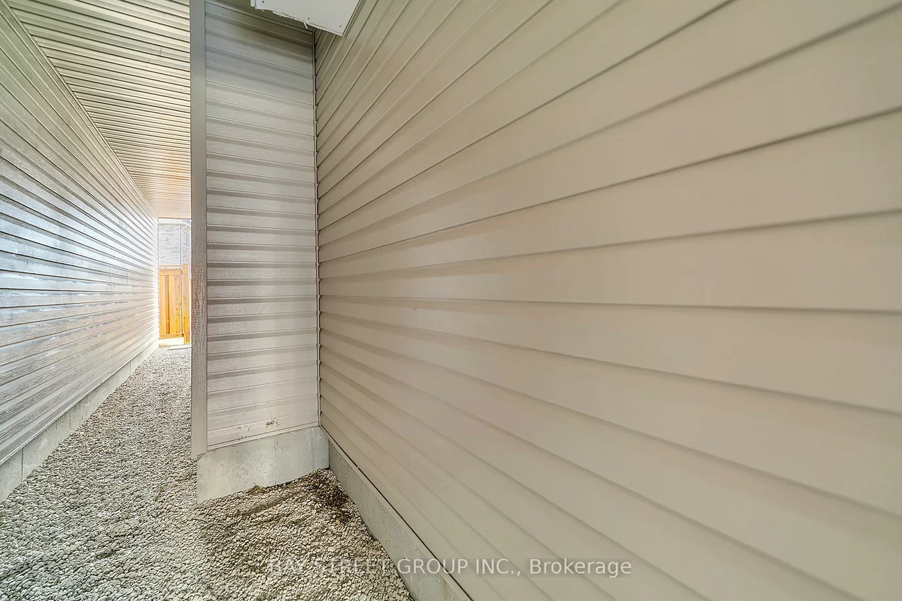 6, Westlake, Bradford, Bradford West Gwillimbury