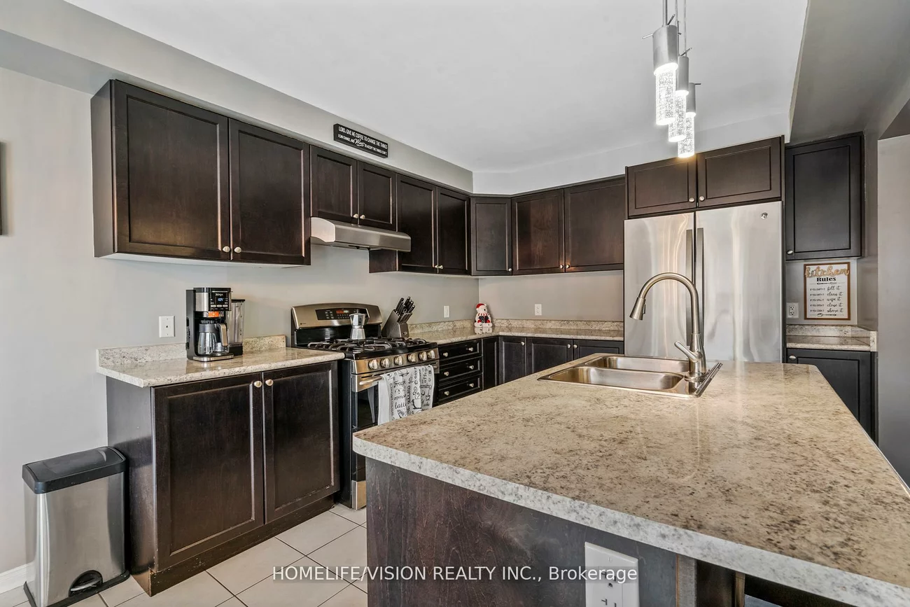25, Long, Bradford, Bradford West Gwillimbury