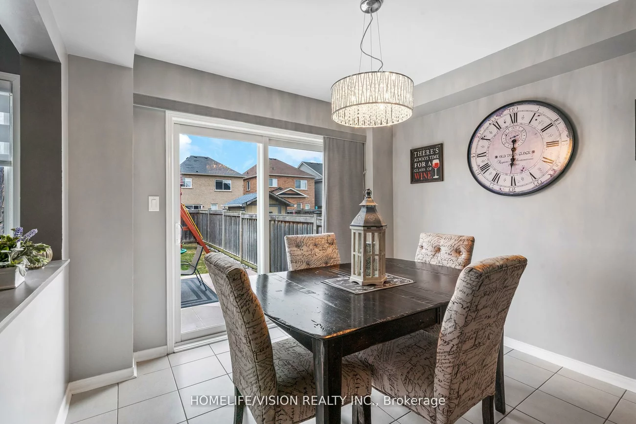 25, Long, Bradford, Bradford West Gwillimbury
