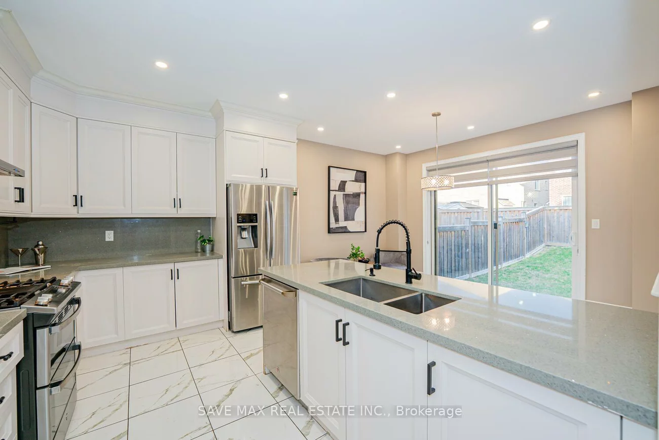 106, Mcdonnell, Bradford, Bradford West Gwillimbury