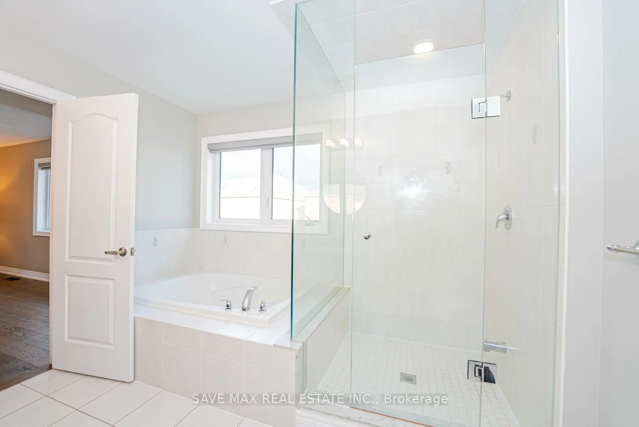 106, Mcdonnell, Bradford, Bradford West Gwillimbury