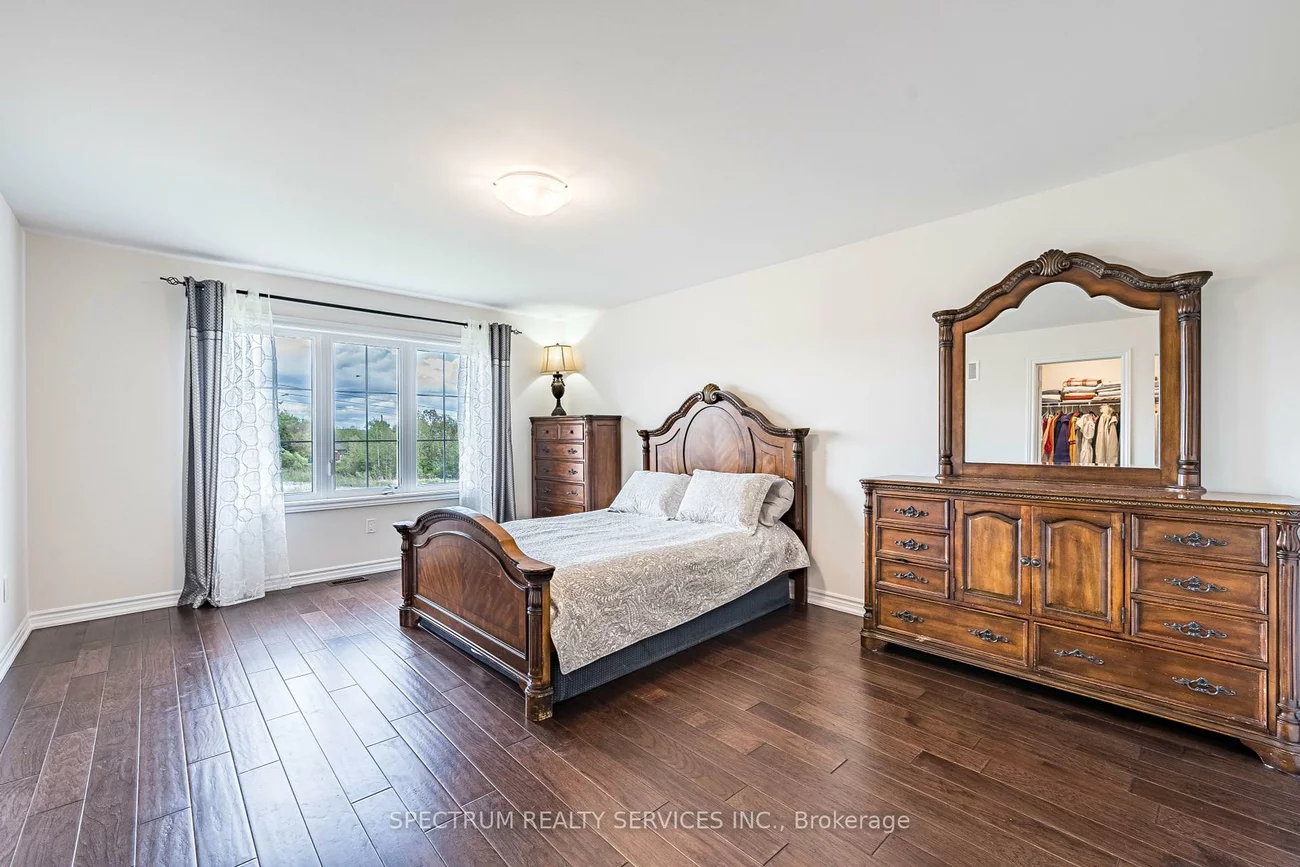 250, FERRAGINE, Bradford, Bradford West Gwillimbury