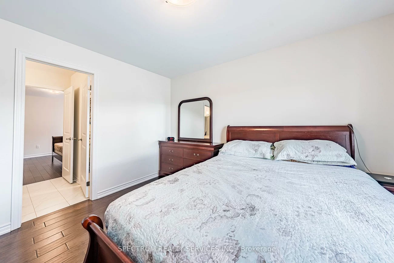 250, FERRAGINE, Bradford, Bradford West Gwillimbury