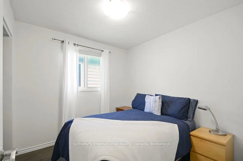 6, Longview, Bradford, Bradford West Gwillimbury