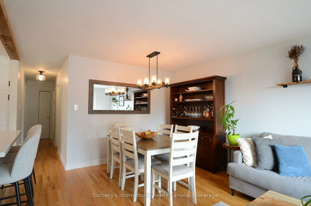 6, Longview, Bradford, Bradford West Gwillimbury