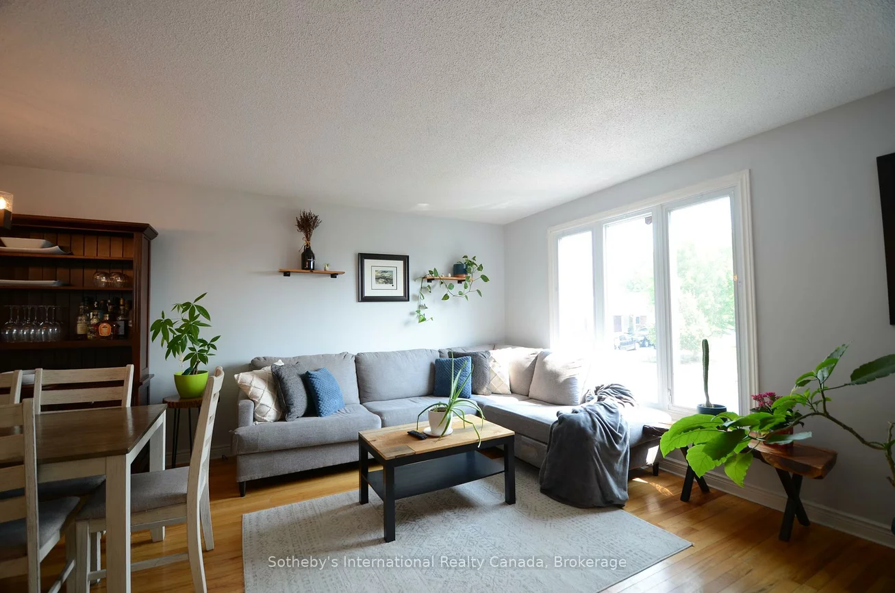 6, Longview, Bradford, Bradford West Gwillimbury