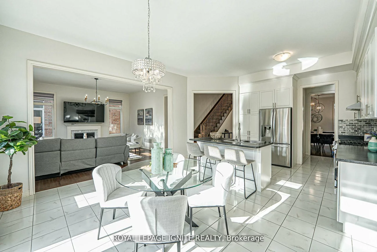 28, Lewis, Bradford, Bradford West Gwillimbury