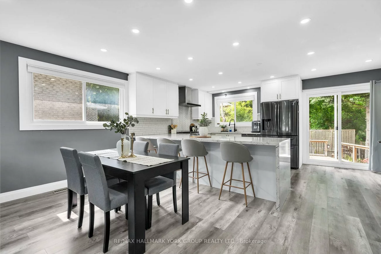 103, Wood, Bradford, Bradford West Gwillimbury