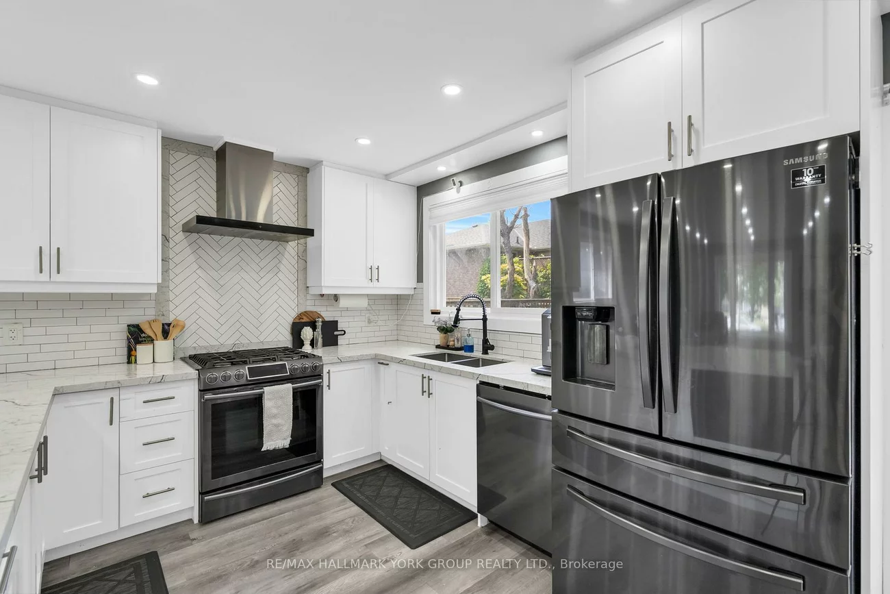 103, Wood, Bradford, Bradford West Gwillimbury