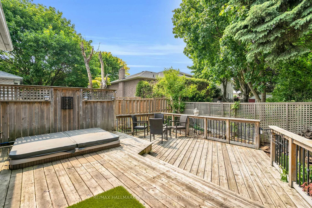 103, Wood, Bradford, Bradford West Gwillimbury