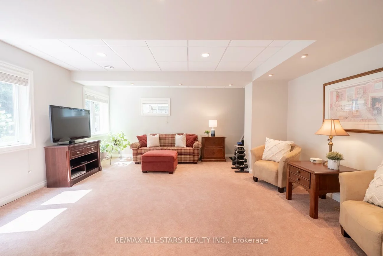 79, Gardiner, Bradford, Bradford West Gwillimbury