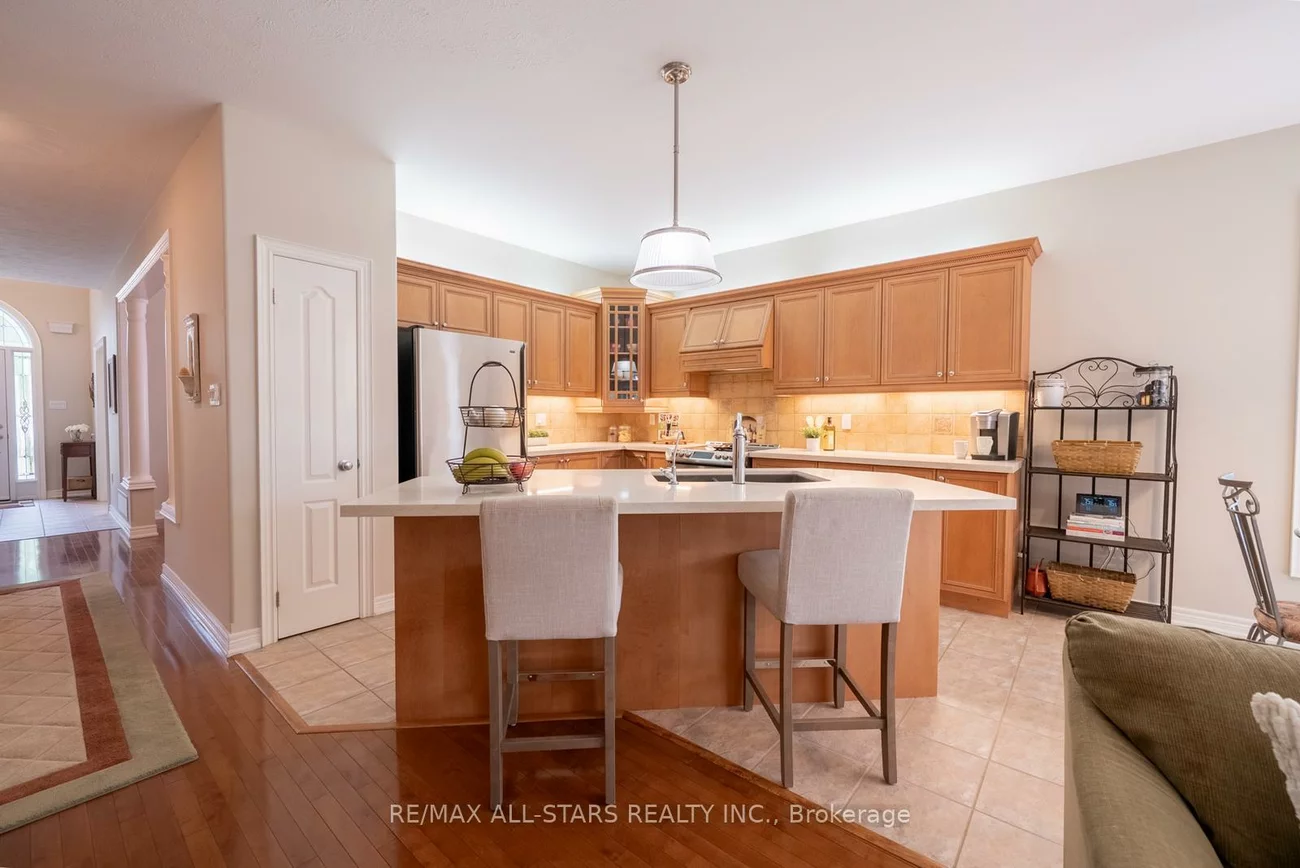 79, Gardiner, Bradford, Bradford West Gwillimbury