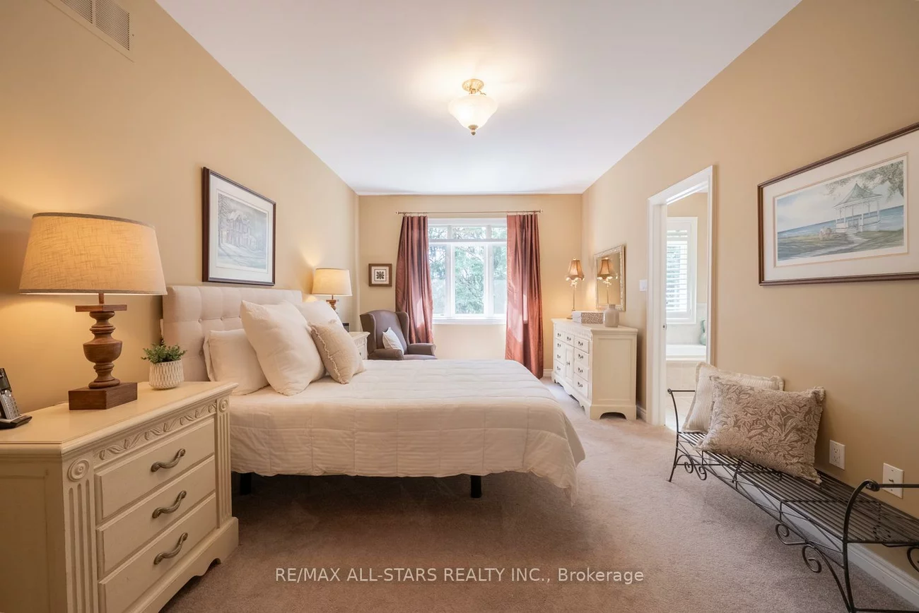 79, Gardiner, Bradford, Bradford West Gwillimbury