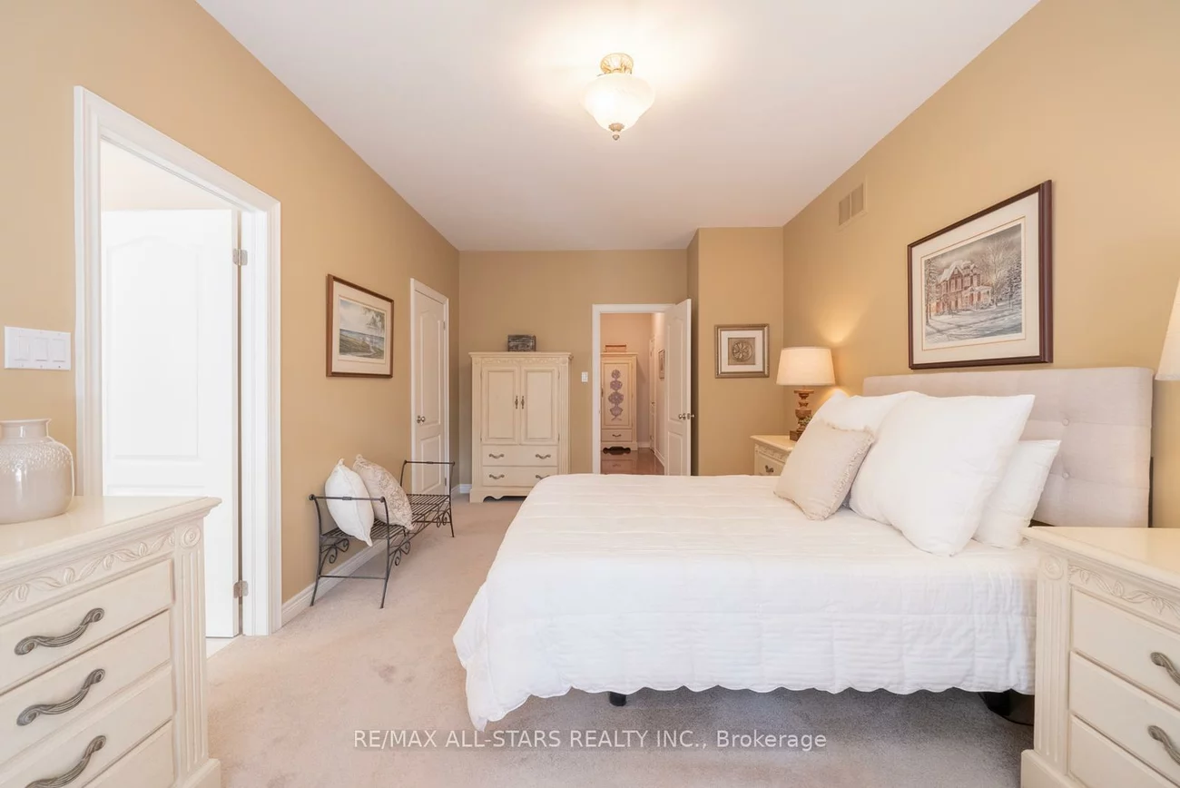 79, Gardiner, Bradford, Bradford West Gwillimbury