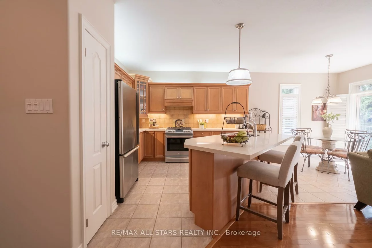 79, Gardiner, Bradford, Bradford West Gwillimbury