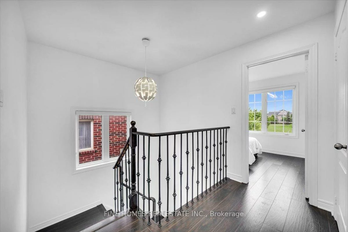 115, Meadowhawk, Bradford, Bradford West Gwillimbury