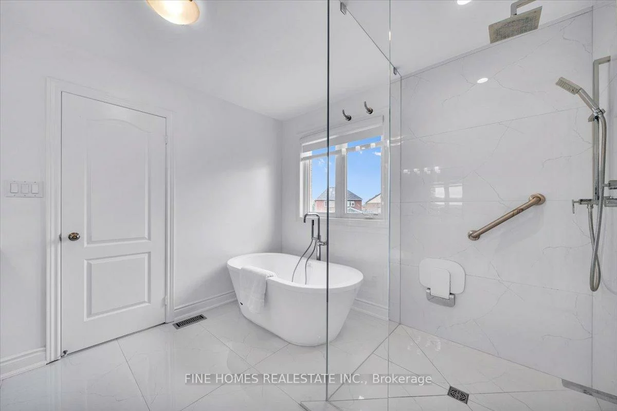 115, Meadowhawk, Bradford, Bradford West Gwillimbury