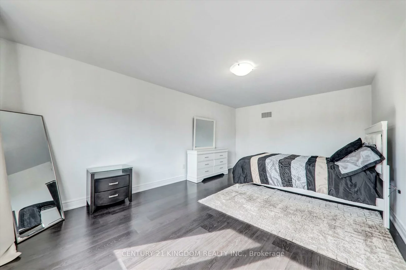 983, Langford, Bradford, Bradford West Gwillimbury