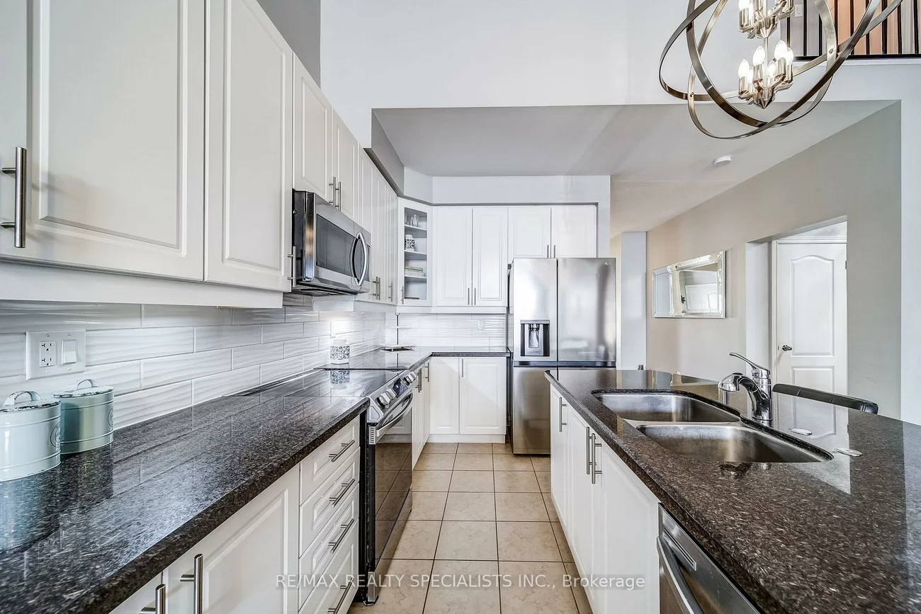 81, Corwin, Bradford, Bradford West Gwillimbury
