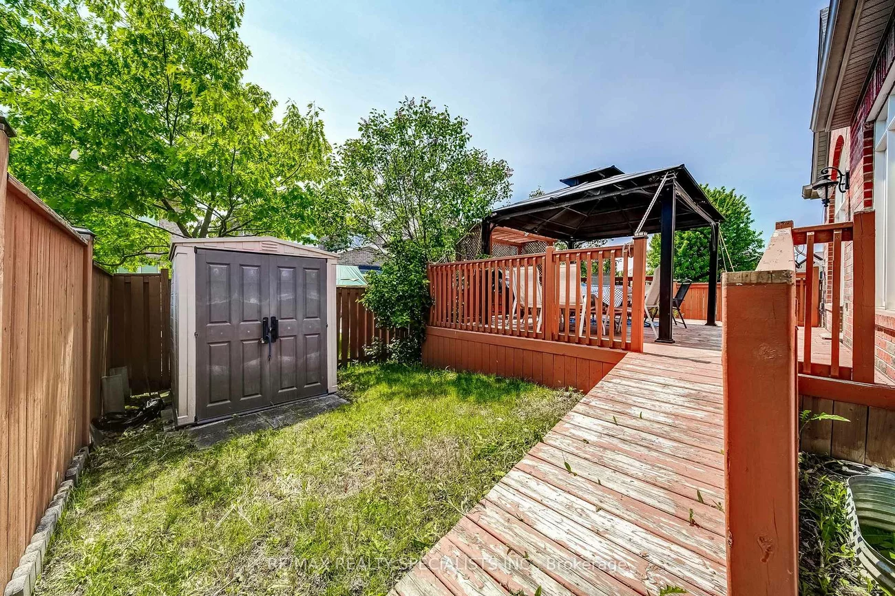 81, Corwin, Bradford, Bradford West Gwillimbury
