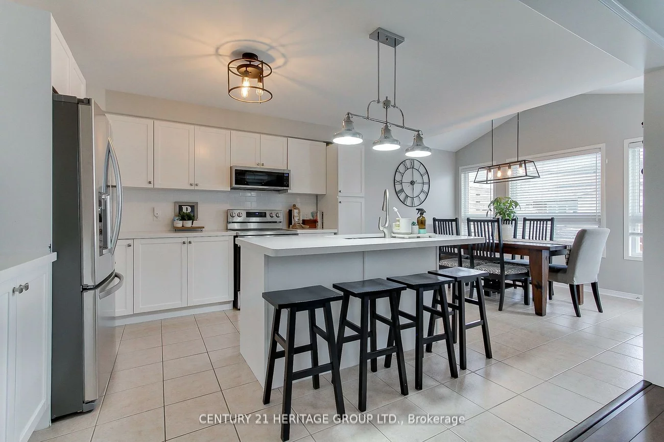 114, Faris, Bradford, Bradford West Gwillimbury