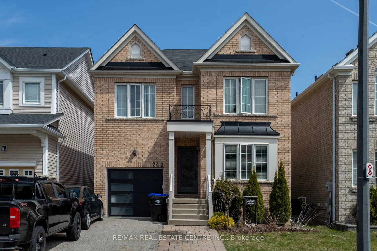 240, Armstrong, Bradford, Bradford West Gwillimbury