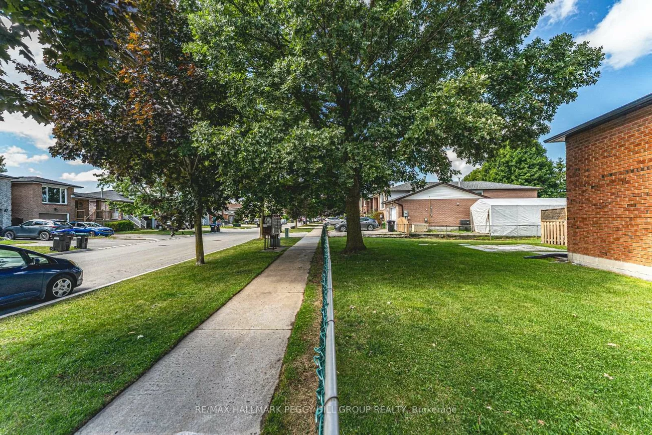 388, Parkwood, Bradford, Bradford West Gwillimbury